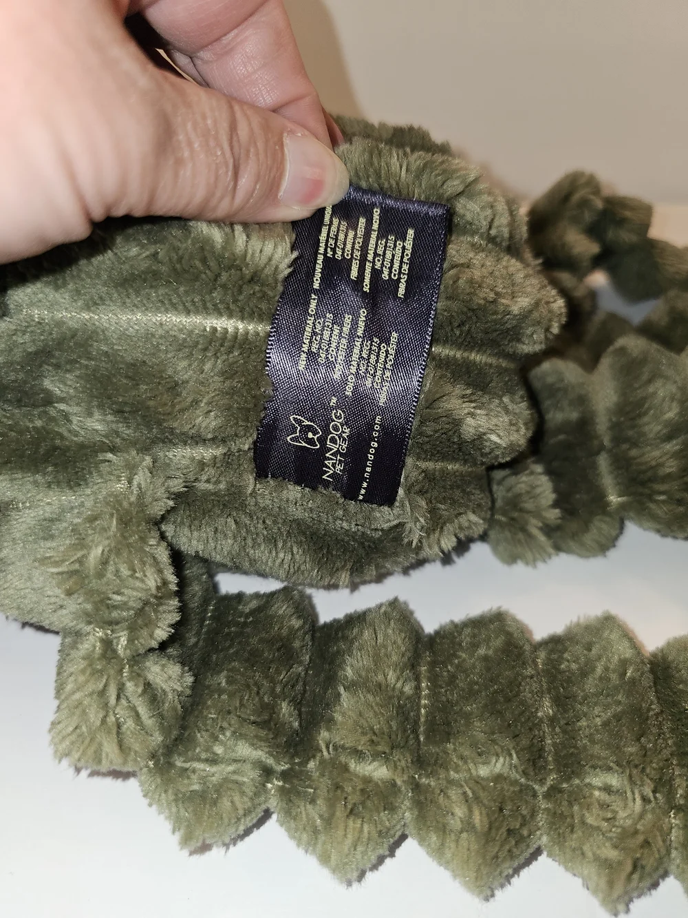 Nandog Pet Gear Titan The Gator XL Crocodile Plush Dog Toy 25